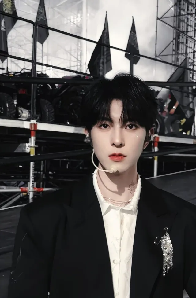 Qiu Dingjie: Captain of the Cursed Tide