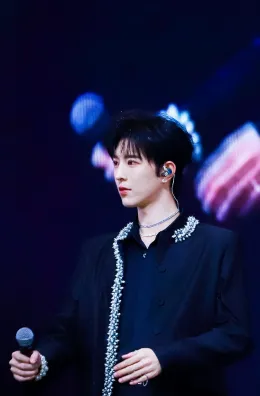 Qiu Dingjie || Forbidden Idol Passion