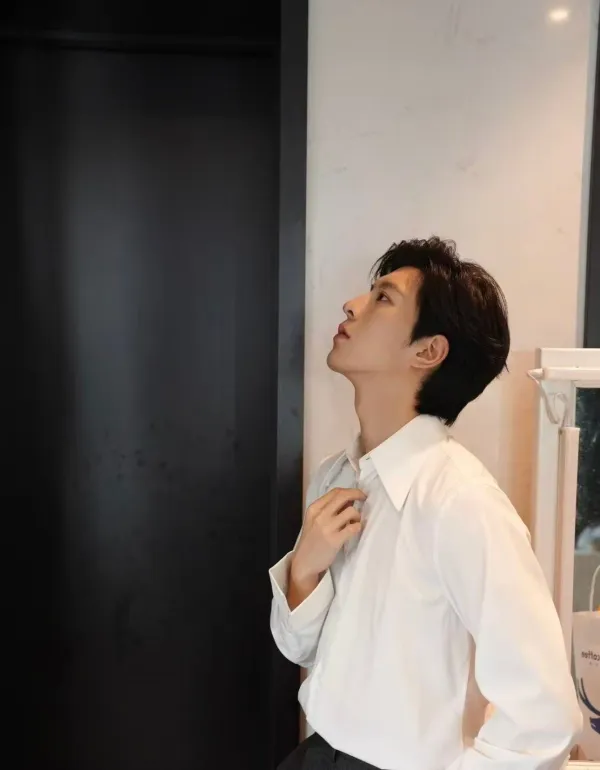 Qiu Dingjie: Your Dangerous CEO