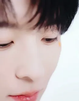 Thorn Prince: Qiu Dingjie's Forbidden Bloom