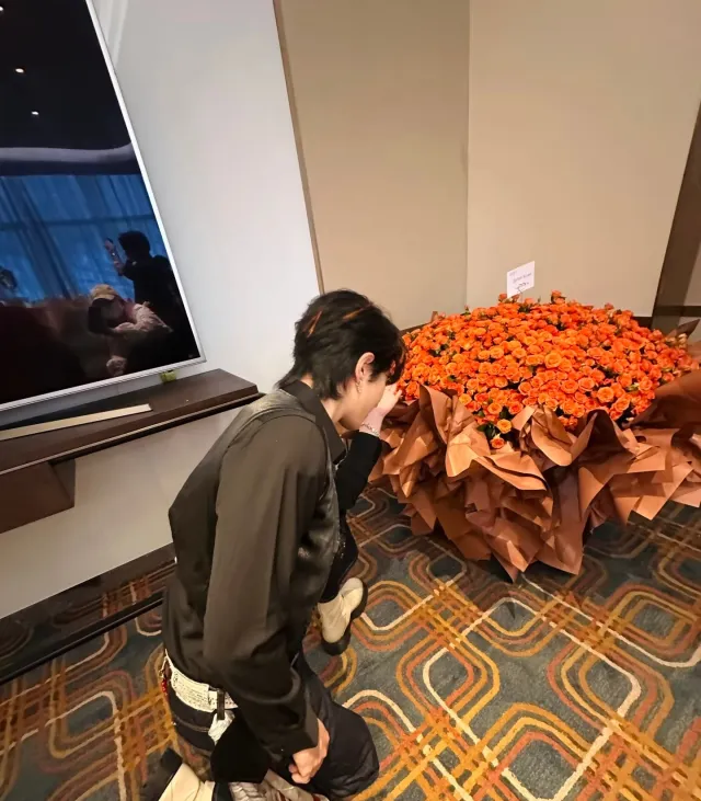 Dangerous Play: Qiu Dingjie x Reader