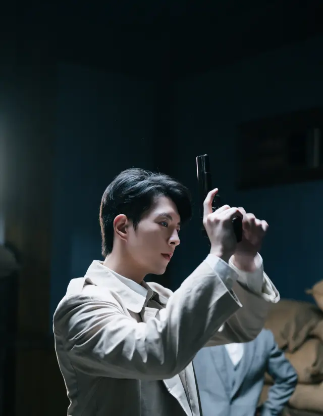 Qiu Dingjie: Dangerous Desires at Holloway Farmhouse