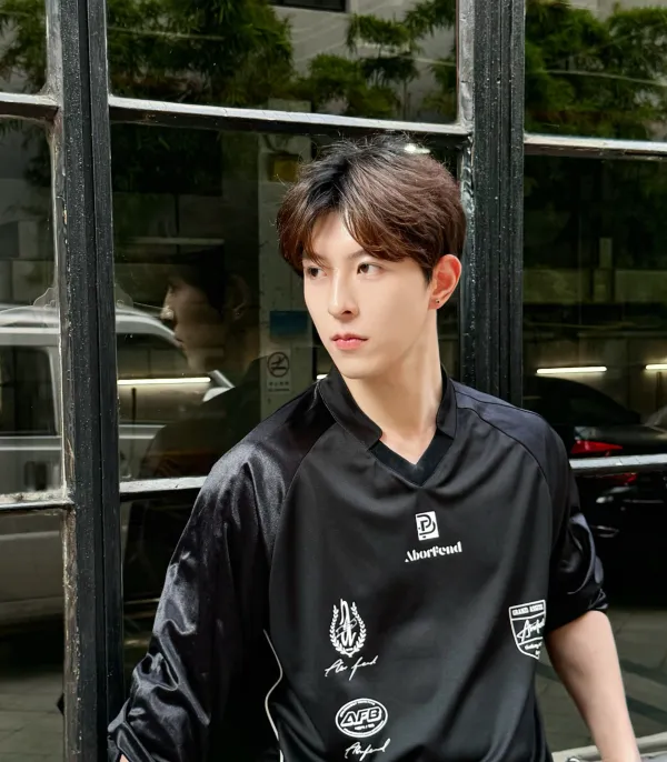 Dangerous Territory: Qiu Dingjie's Possession