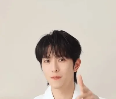 IMPRINTED | | Qiu Dingjie