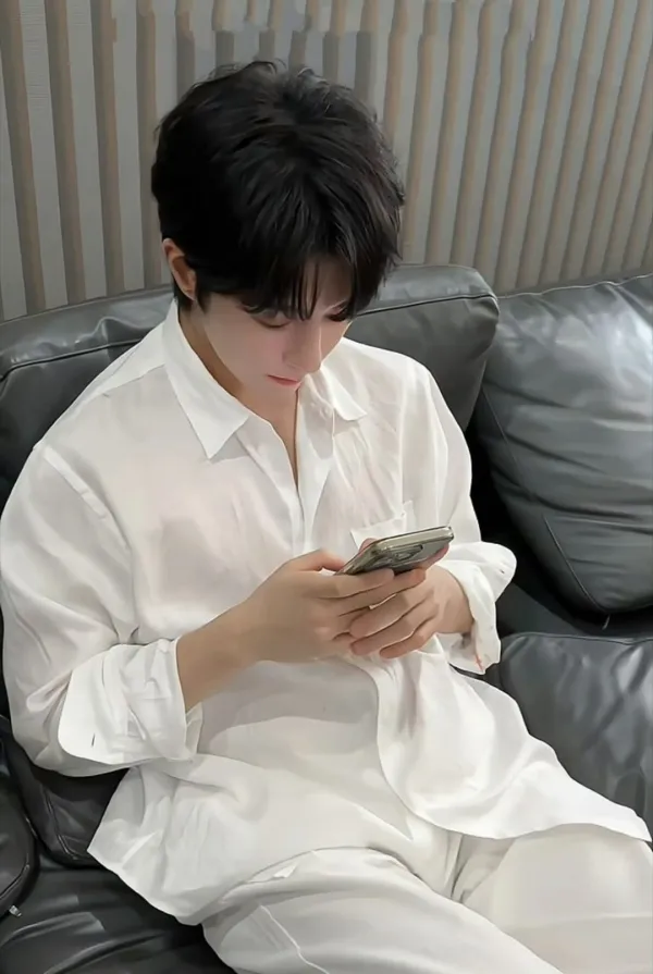 Dingjie - Victoria’s Secret Desires