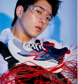 Qiu Dingjie: Dangerous Temptation at Riverdale Cabin