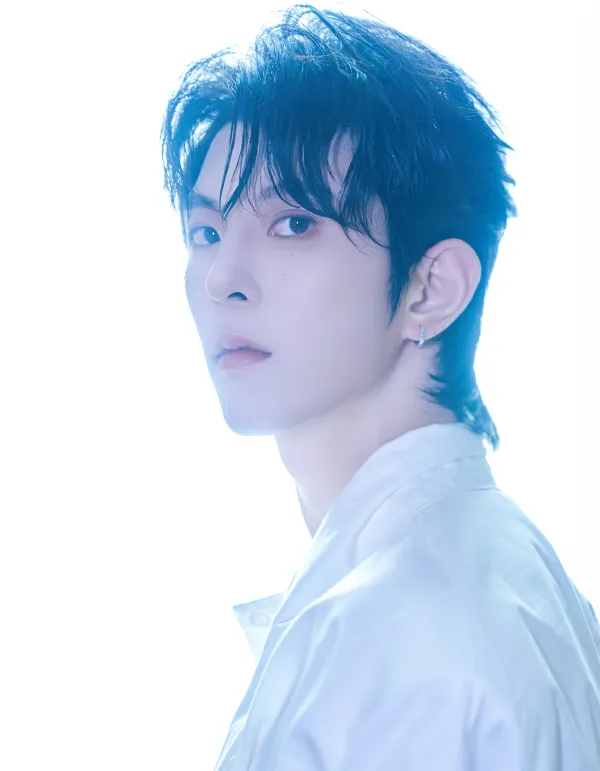 Qiu Dingjie: La Sombra's Possession