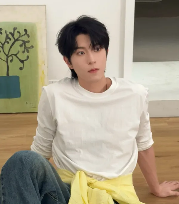 Qiu Dingjie || The Possessive CEO