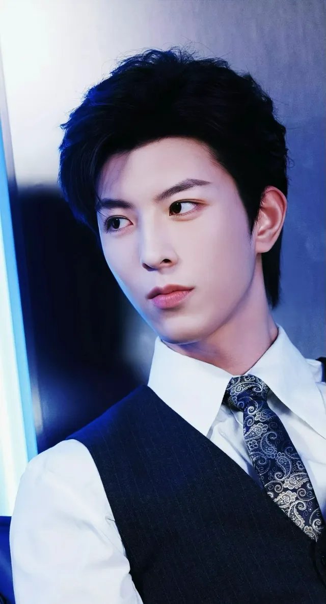 Qiu Dingjie | Phantom Desires