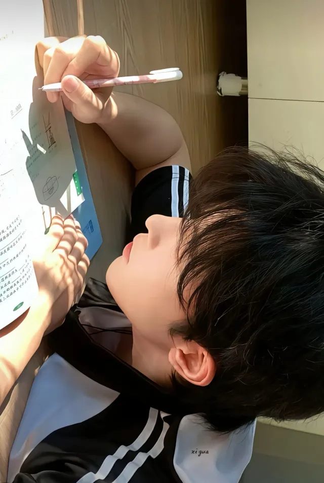 Kipuka's Prey: Qiu Dingjie in Blackthorn Hallow