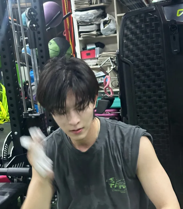 Dangerous Moves: Qiu Dingjie