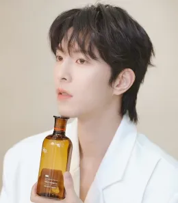 Dangerous Temptation: Qiu Dingjie's Forbidden Encounter