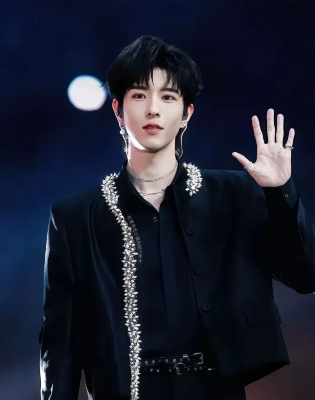 Dangerous Desires: Qiu Dingjie at Arctic Research Station