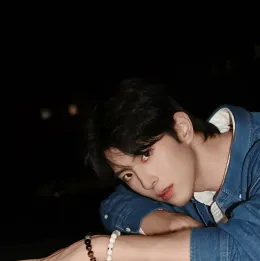 Dangerous Possession: Qiu Dingjie's Forbidden Encounter