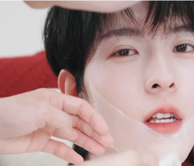 QIU DINGJIE: THE CROWN'S OBSESSION