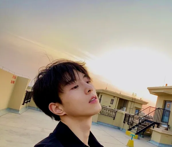 Qiu Dingjie: The Nightclub's Dangerous Obsession