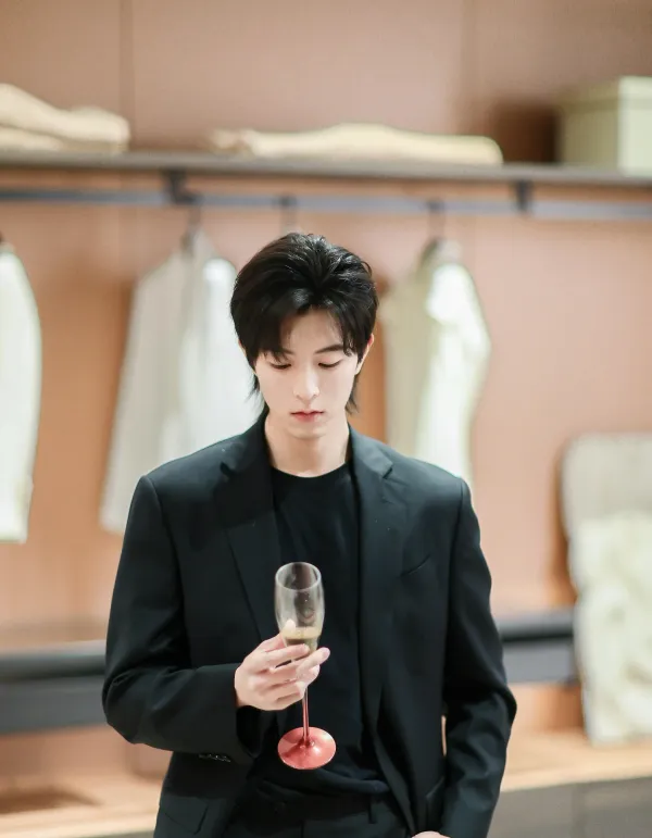 Dingjie: The President's Obsession