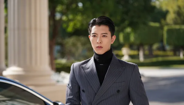 Qiu Dingjie: The Forbidden Knight