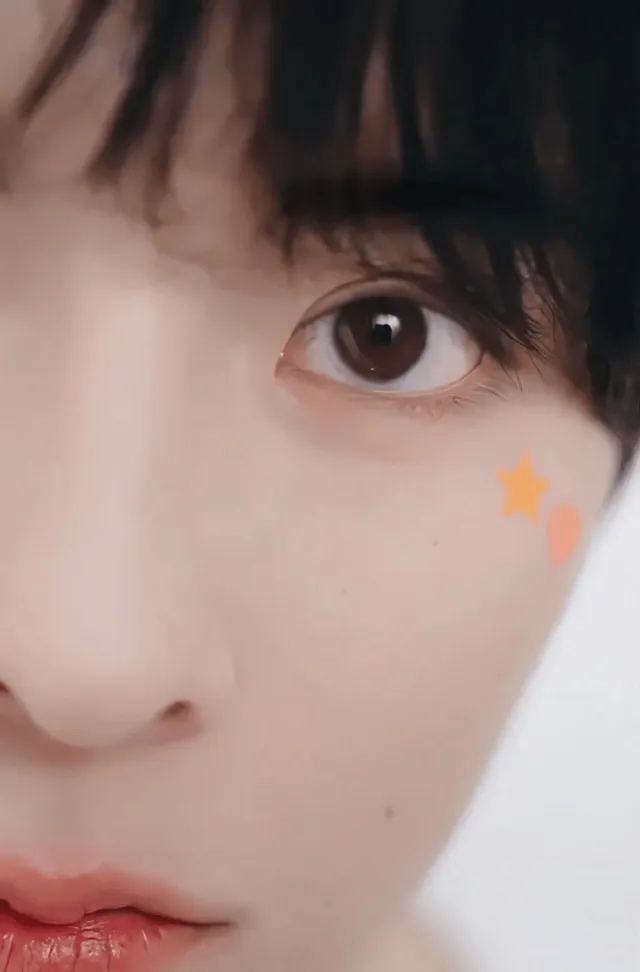 Qiu Dingjie: Blackthorn's Desire