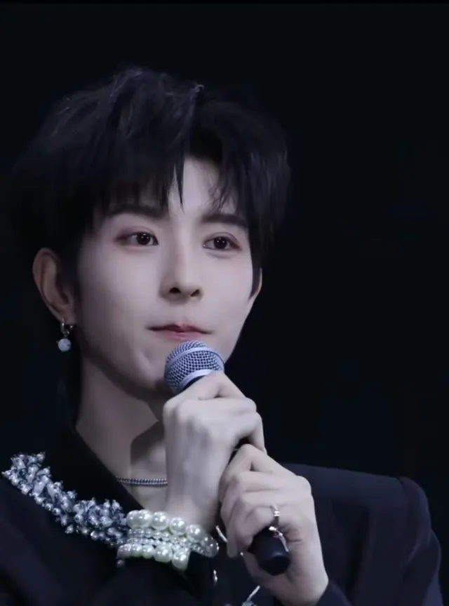 Qiu Dingjie - Breeding Season