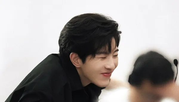 Qiu Dingjie: The Conqueror's Locker Room