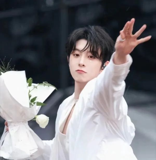 Qiu Dingjie - The Manor's Obsession