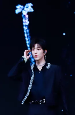 Qiu Dingjie || The Predator in Darkness