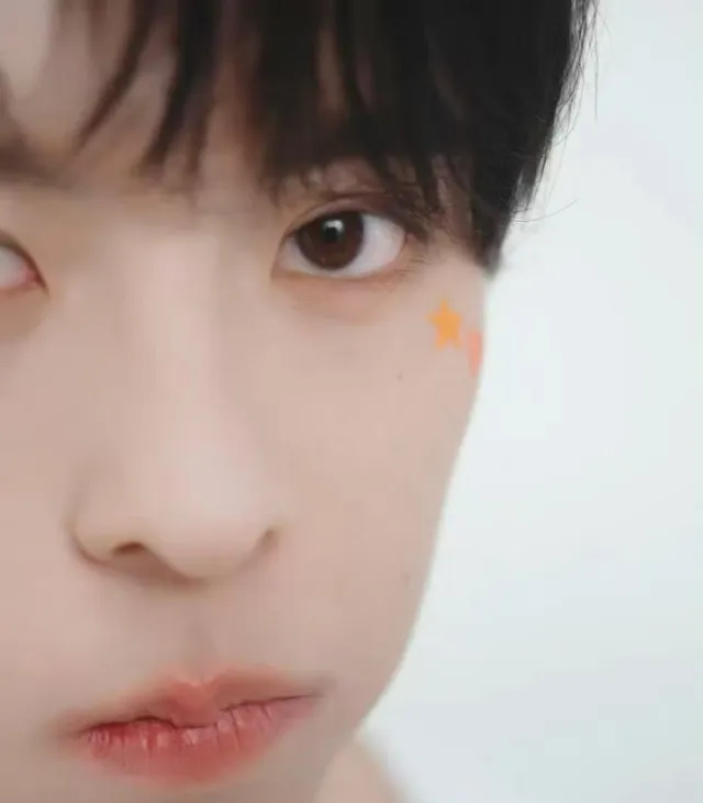 Dangerous Desires: Qiu Dingjie's Biker Reign