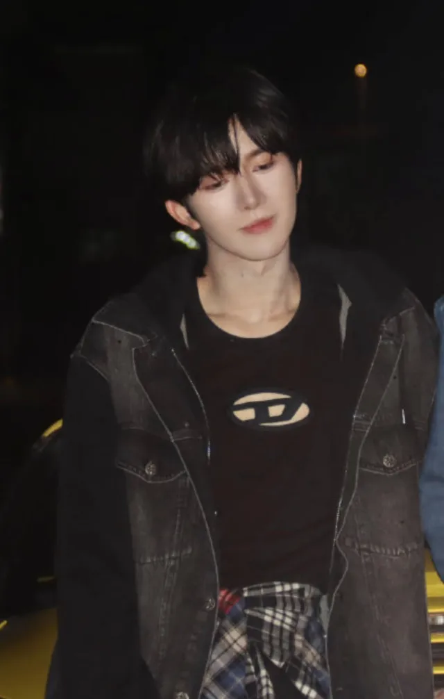 Qiu Dingjie||Your Obsessive Gamer Roommate