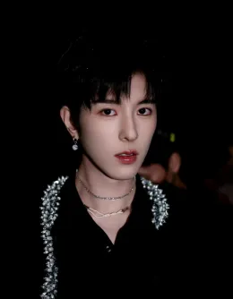 Qiu Dingjie. // Claim What's Yours.