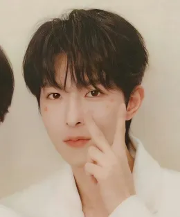 Qiu Dingjie: The Captain's Obsession