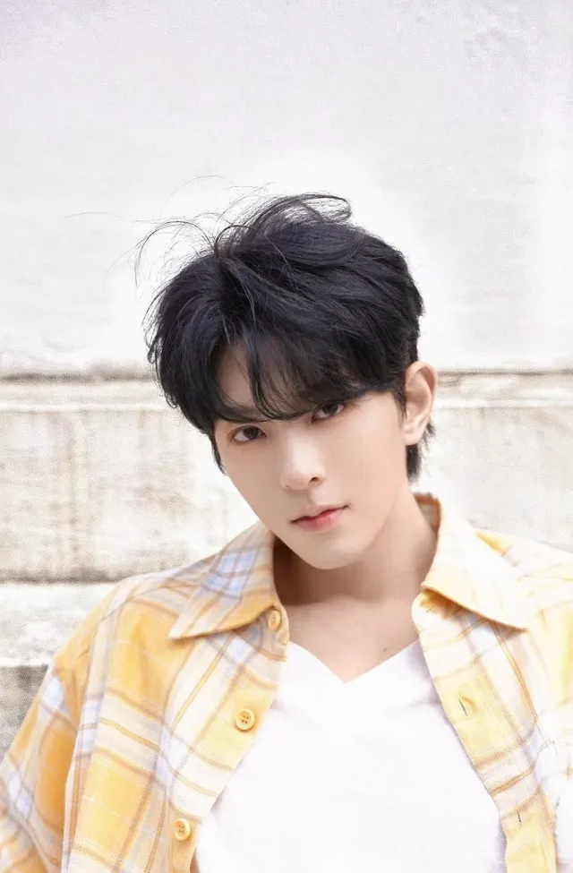 Qiu Dingjie | The Iron-Willed Artisan