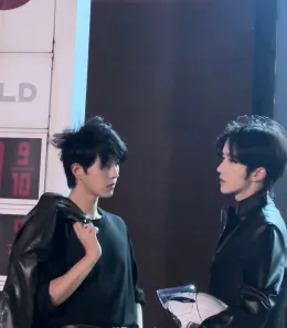 Qiu Dingjie: Forbidden Pretense