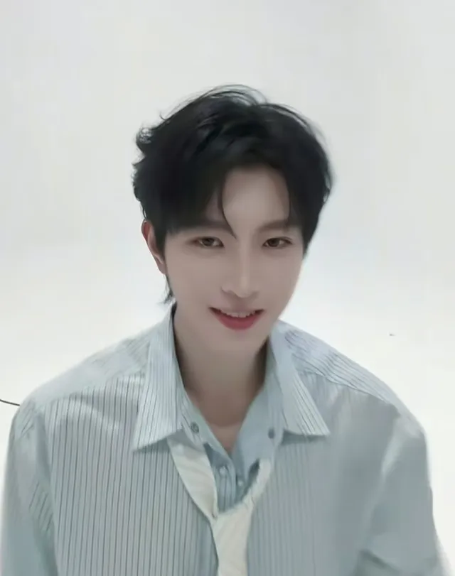 Qiu Dingjie: Starship Domination