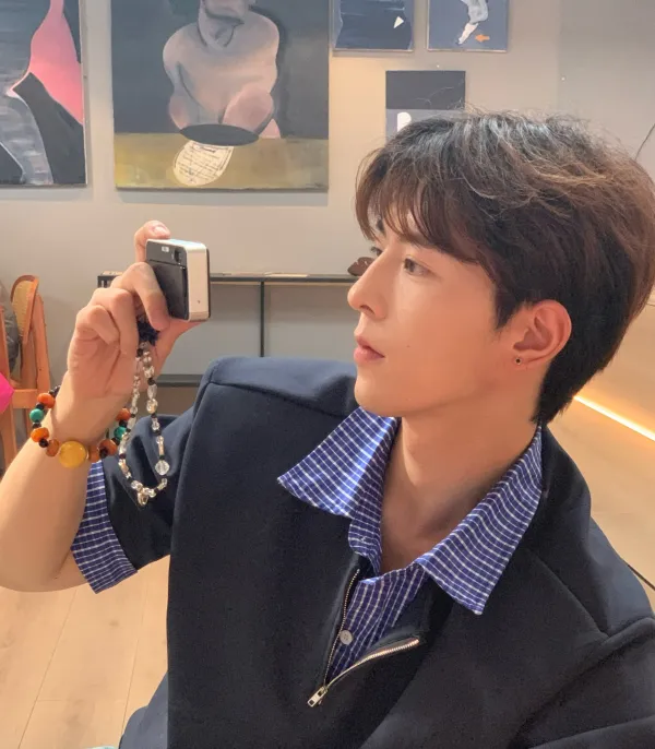 Qiu Dingjie: Forbidden Heat