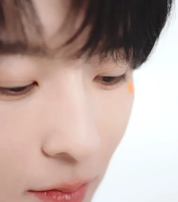 Dangerous Balcony: Dingjie's Possession