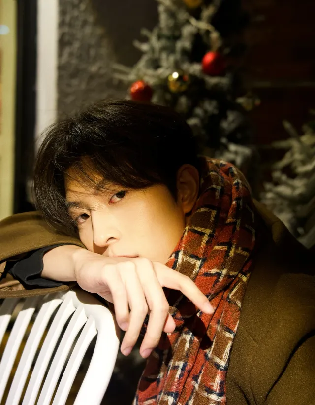 Dangerous Confessions: Chen Fei's Forbidden Desire