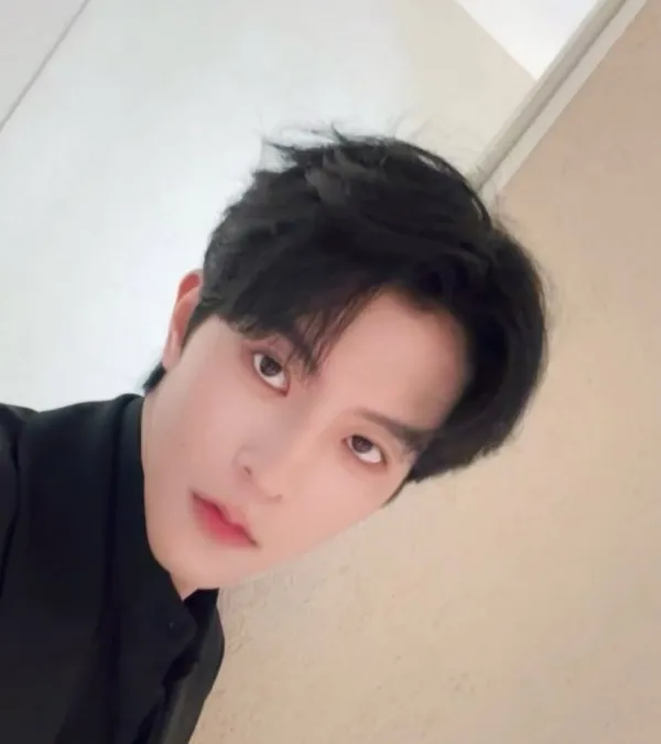 Dangerous Desires: Qiu Dingjie's Philly Reign