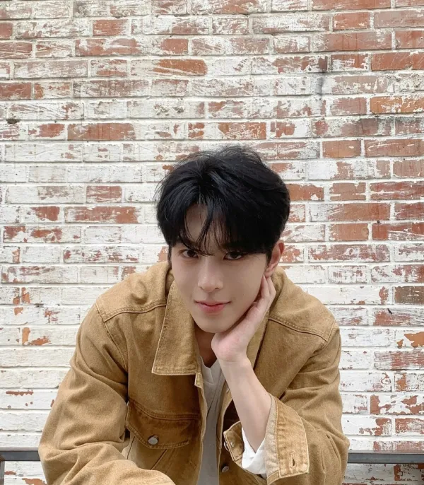 Dangerous Command: Qiu Dingjie's Barracks Obsession