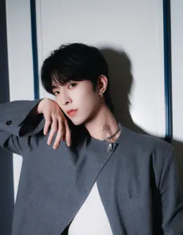 Qiu Dingjie: Dangerous Canvas