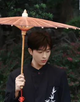 QIU DINGJIE: TARGARYEN'S OBSESSION