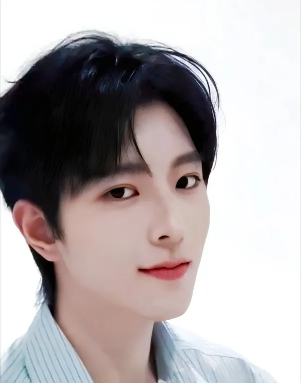 Qiu Dingjie: The Voronovskiy Heir