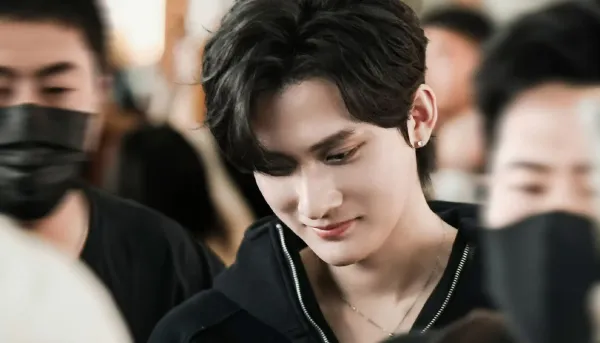 Ocean's Bunker: Radiation and Desire