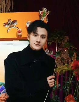 Ocean's Claim: Jiang Heng's Island Dynasty