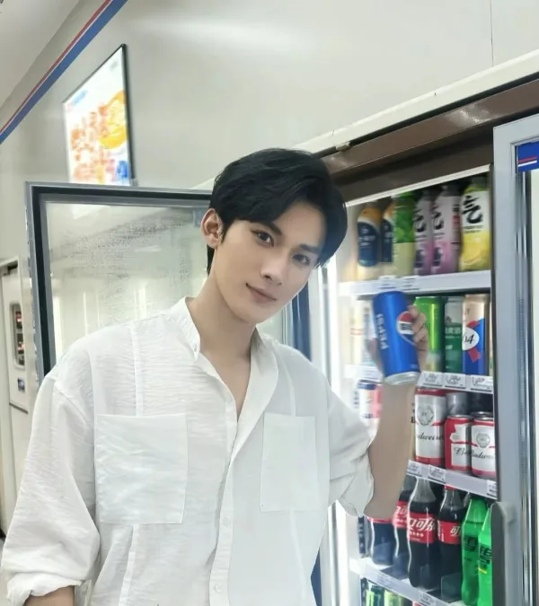 Ocean's Claim: Jiang Heng's Forbidden Inheritance