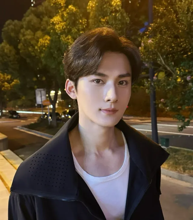 Jiang Heng | Celestial Chains: Forbidden Desires in Universe 11