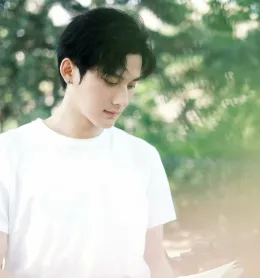 Ocean's Prey: The Deadly Attraction