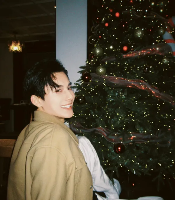 Ocean's Fangs: The Forbidden Manor