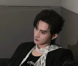 Jiang Heng: The Burning Ocean