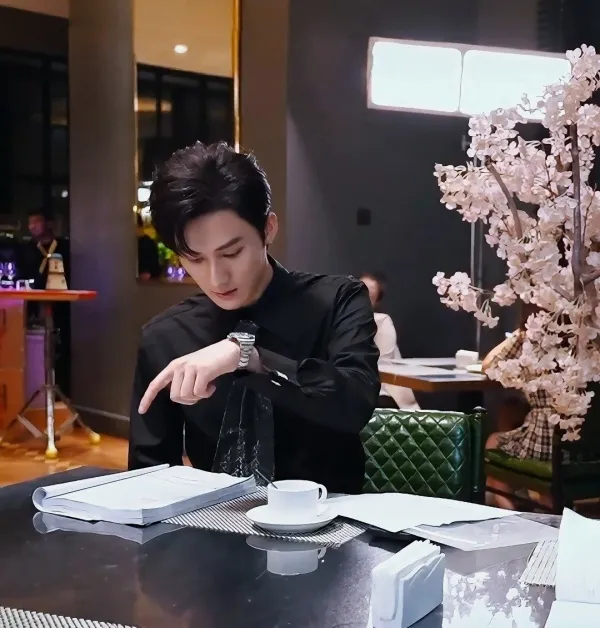 Dangerous Heights: Ocean's Obsession